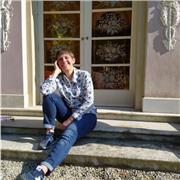 Laureata in lettere moderne offre lezioni di italiano letteratura e storia